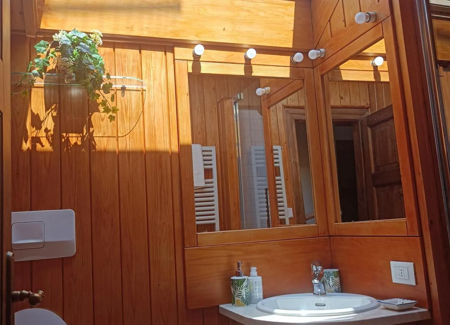 Fondazione Lucia De Conz Hostel San Gregorio nelle Alpi